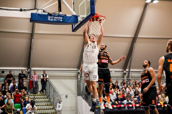 Unhappy Slams: The Mystery Behind So Sad Dunks